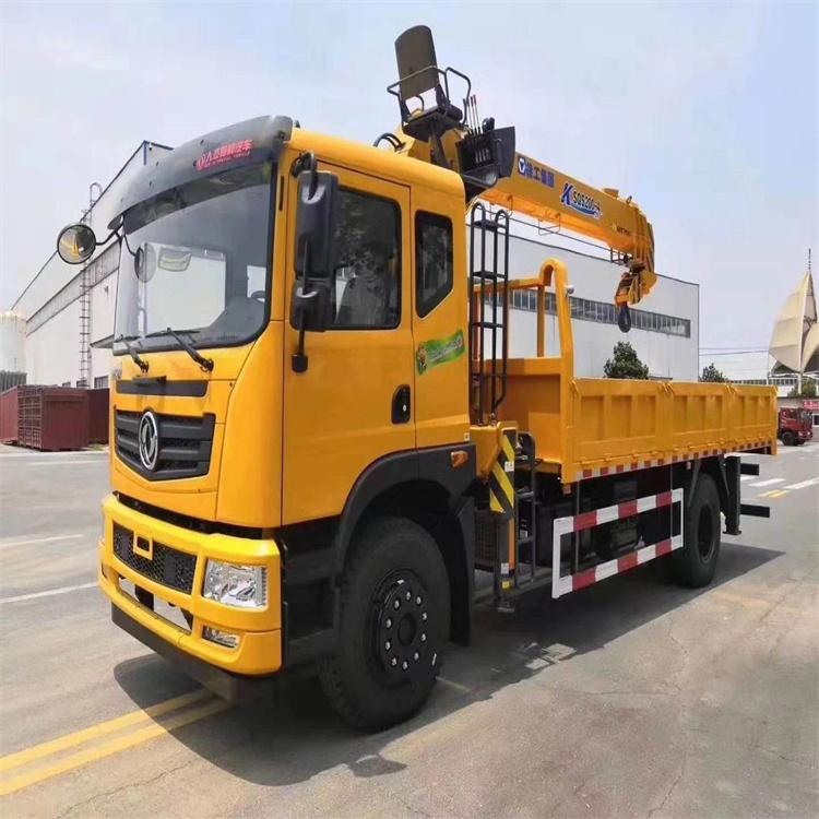 平和县附近找一辆随车吊出租