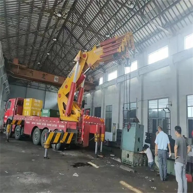 平和县山区地形租赁哪种吊车最合适？